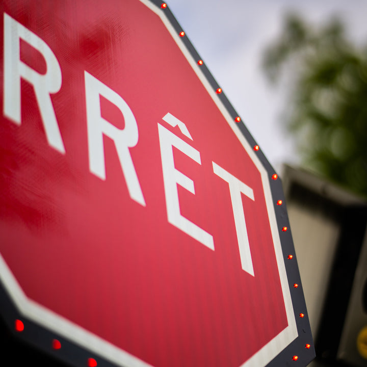 Panneaux arrêt DEL <br>Série KENU